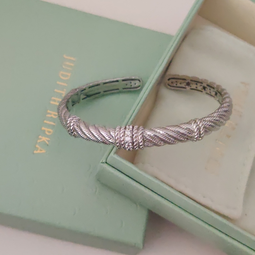 Judith Ripka cable bangle